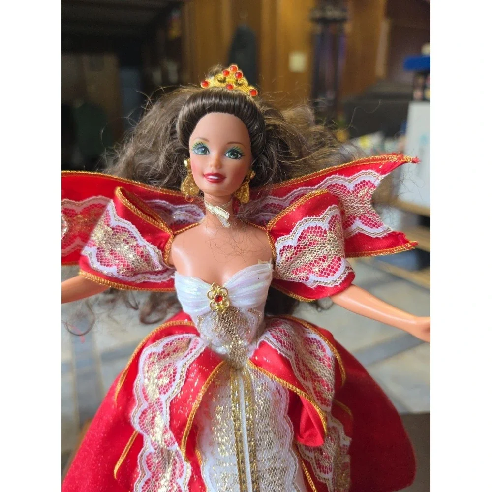Mattel Happy Holidays Special‎ Edition Barbie 1997 with Stand